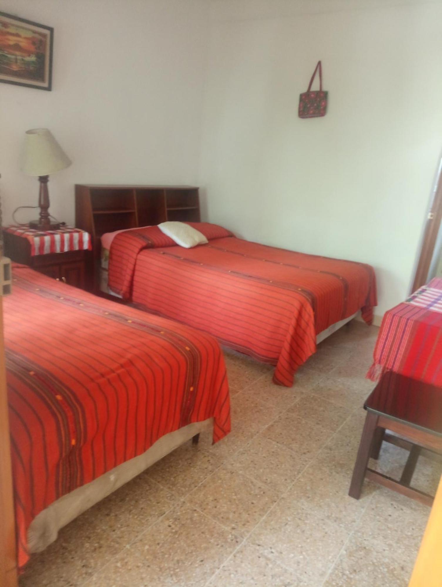 Hostal Mario'S Rooms باناخاتشيل المظهر الخارجي الصورة